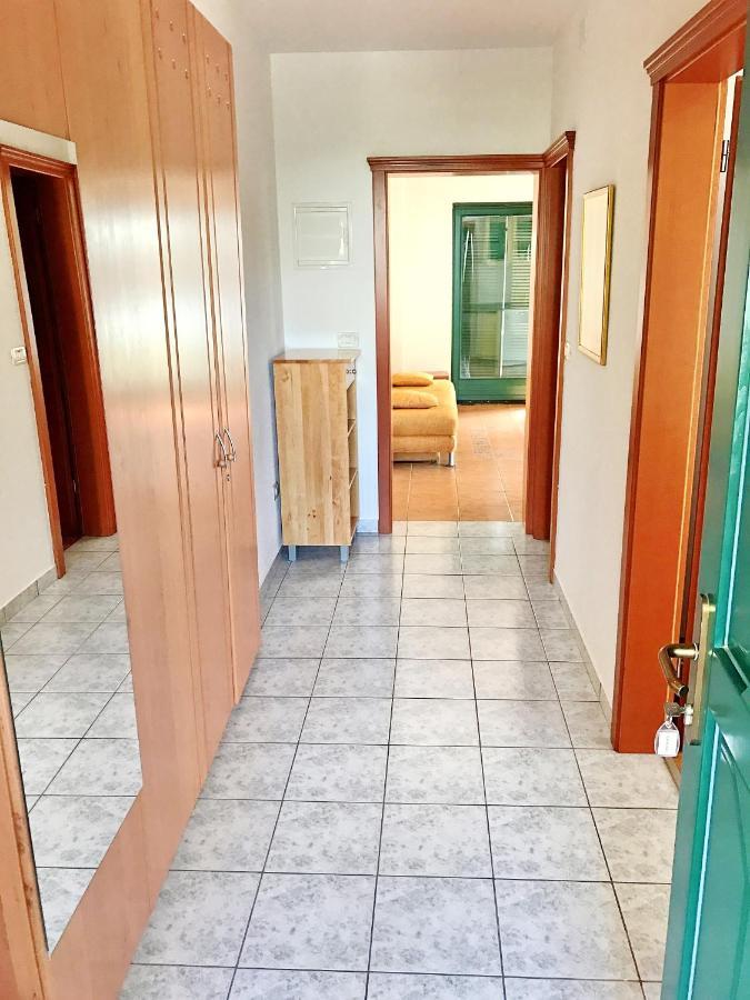 Todor Seaside Apartments Lovrecica  Bagian luar foto