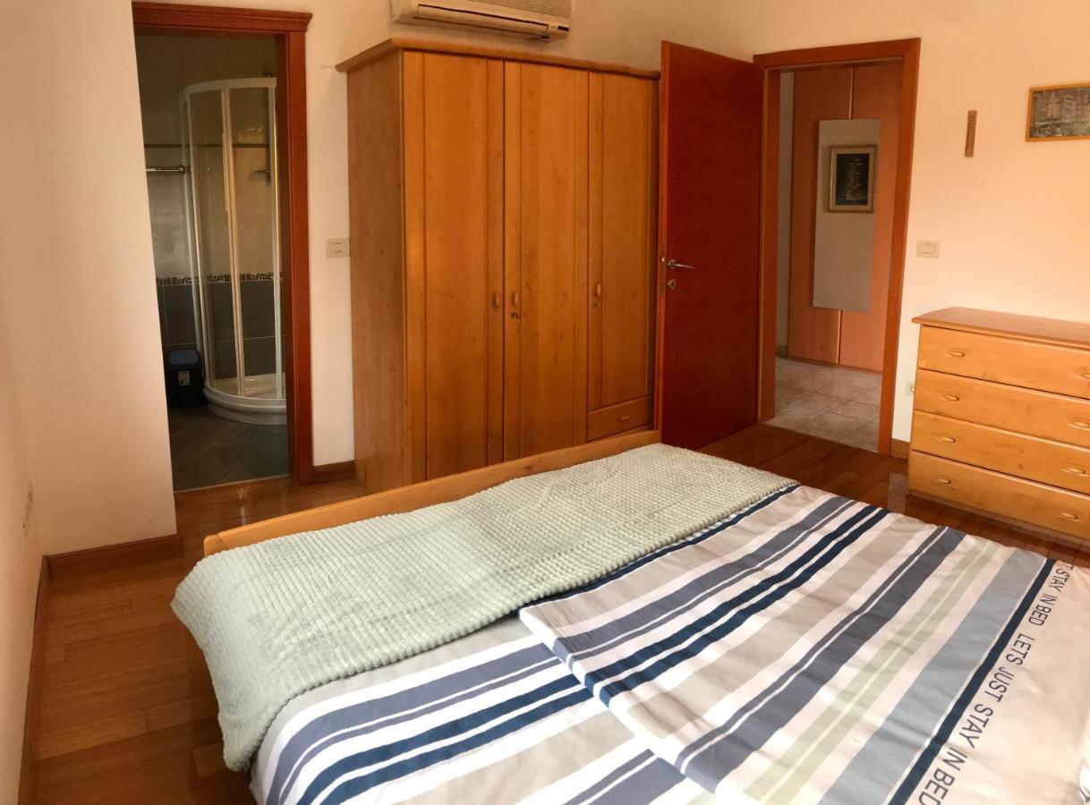 Todor Seaside Apartments Lovrecica  Bagian luar foto