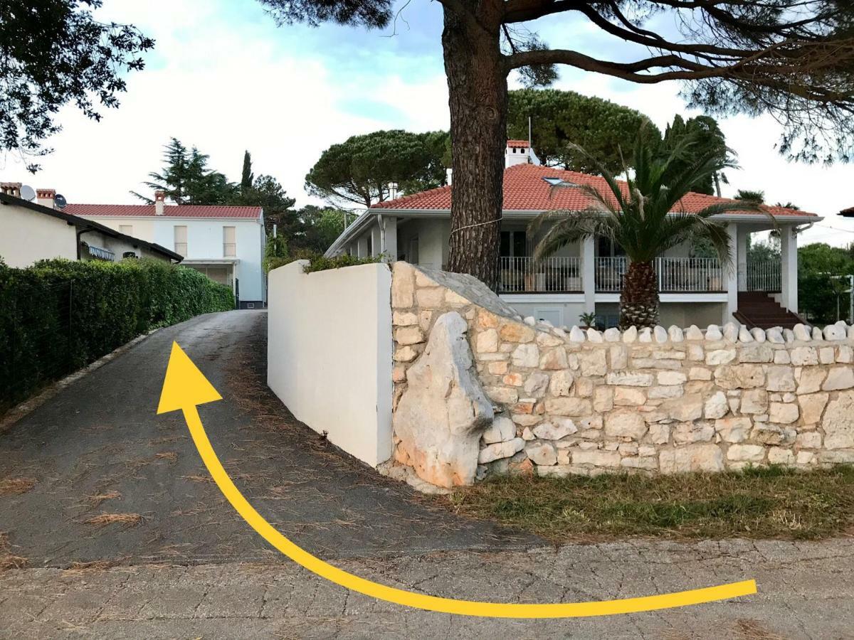 Todor Seaside Apartments Lovrecica  Bagian luar foto